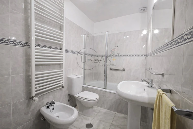 Moradia T3 para Venda em São Miguel de Vila Boa Foto 12