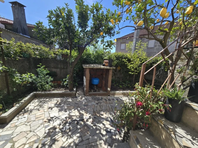 Moradia T3 para Venda em São Miguel de Vila Boa Foto 17