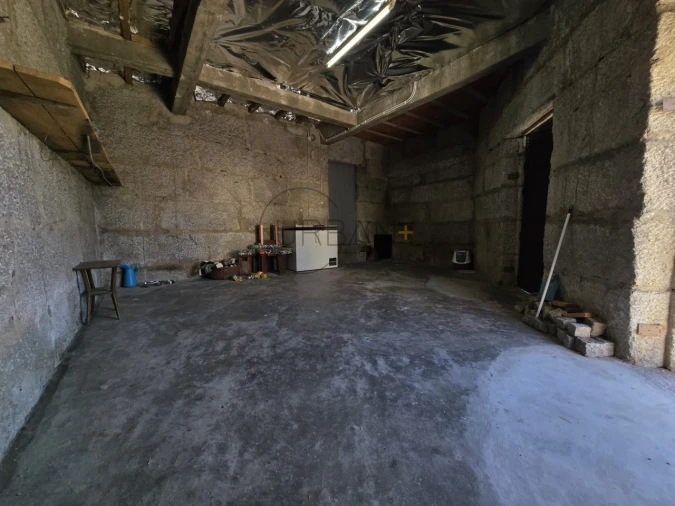 Moradia T3 para Venda em São Miguel de Vila Boa Foto 19