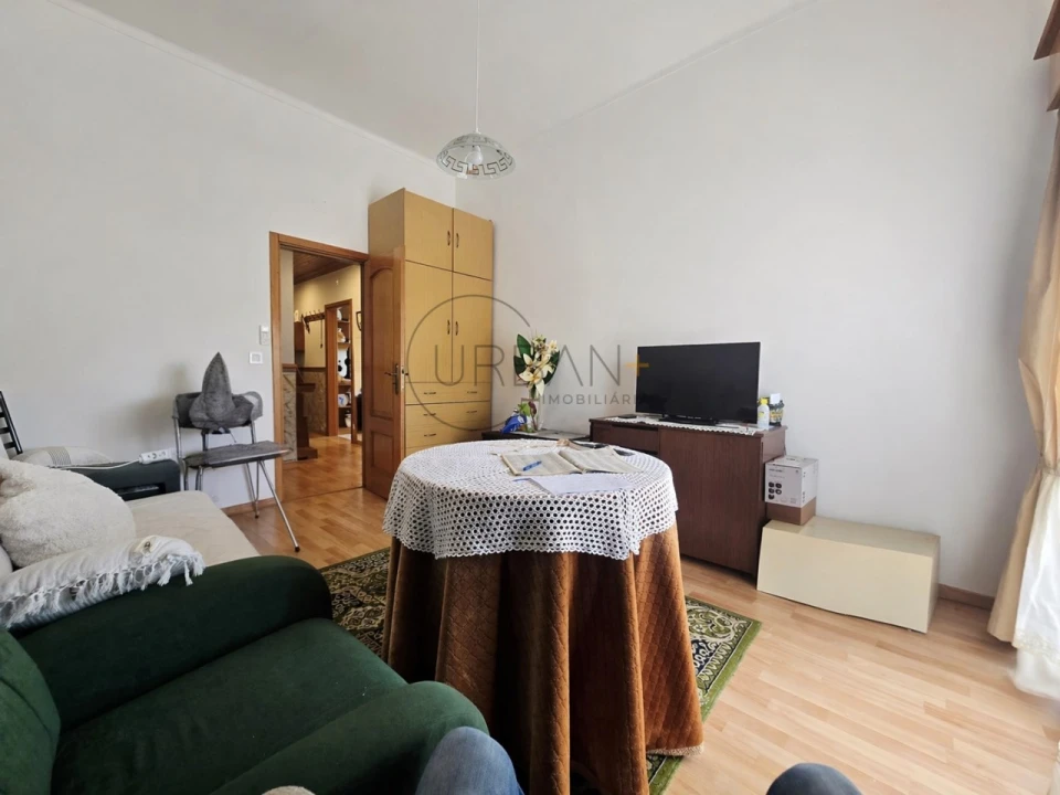 Apartamento T4 para Venda em Viseu Foto 6