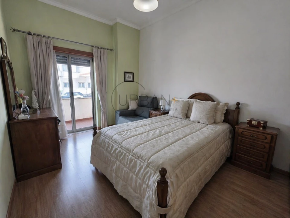 Apartamento T4 para Venda em Viseu Foto 9