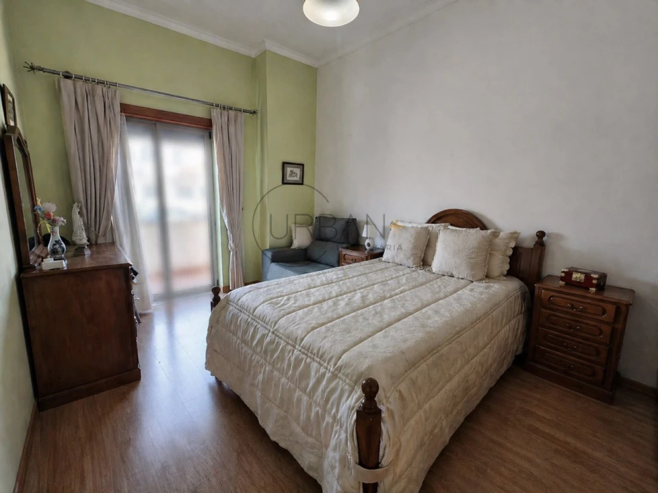 Apartamento T4 para Venda em Viseu Foto 9