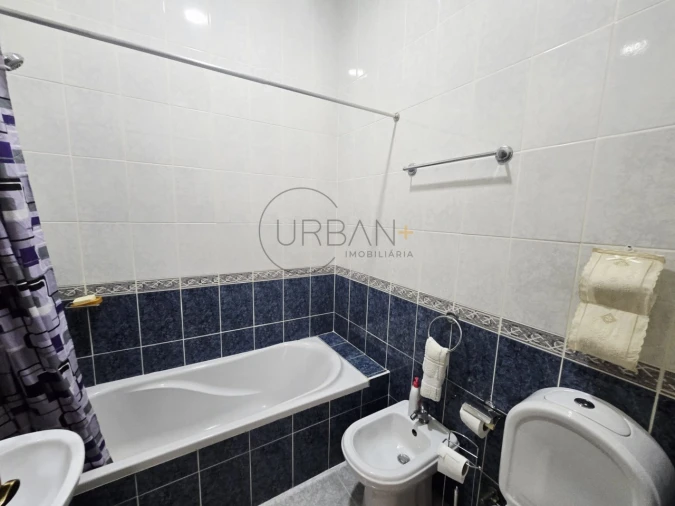 Apartamento T4 para Venda em Viseu Foto 12