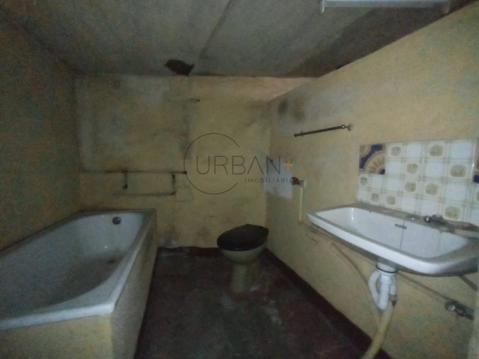 Moradia T2 para Venda em Rio de Loba Foto 4