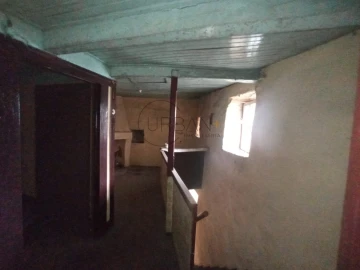 Moradia T2 para Venda em Rio de Loba