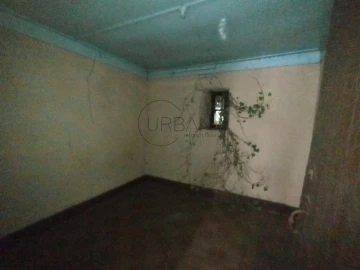 Moradia T2 para Venda em Rio de Loba