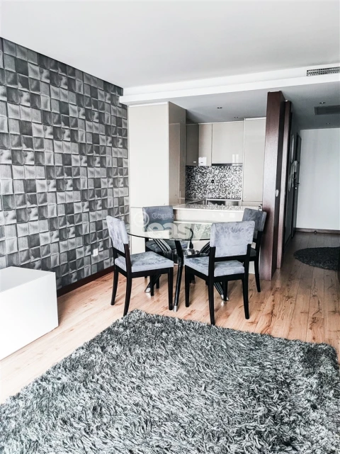 Apartamento T1 para Arrendamento em Cedofeita, Santo Ildefonso, Sé, Miragaia, São Nicolau e Vitória