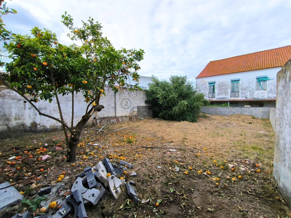 Moradia T2 para Venda em Alvalade Foto 17