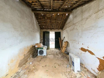 Moradia T2 para Venda em Alvalade