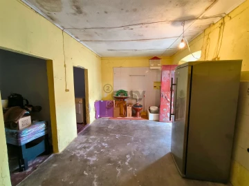 Moradia T2 para Venda em Alvalade