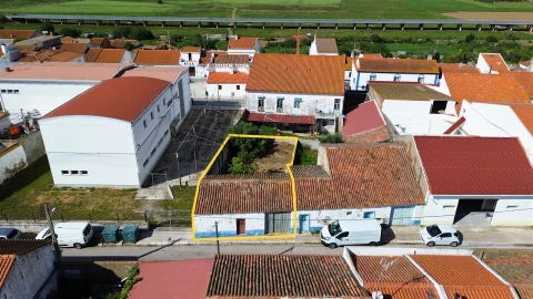 Moradia T2 para Venda em Alvalade