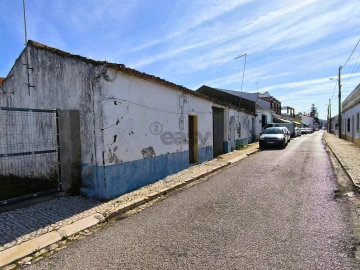 Moradia T2 para Venda em Alvalade