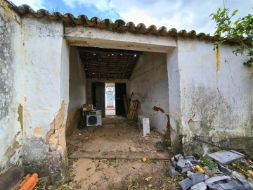 Moradia T2 para Venda em Alvalade