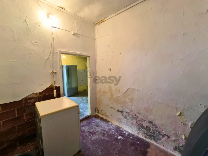 Moradia T2 para Venda em Alvalade Foto 10