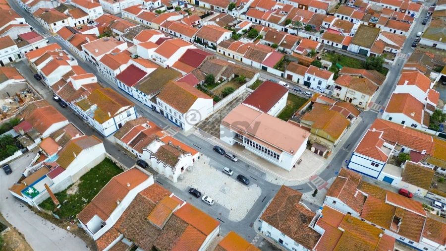 Moradia T2 para Venda em Alvalade Foto 23