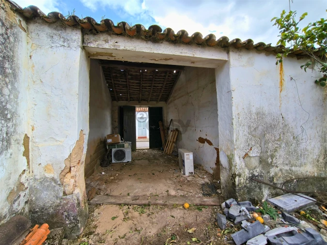 Moradia T2 para Venda em Alvalade Foto 13