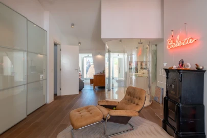 Moradia T4 para Arrendamento em Campo de Ourique