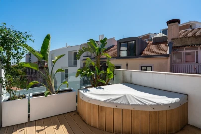 Moradia T4 para Arrendamento em Campo de Ourique