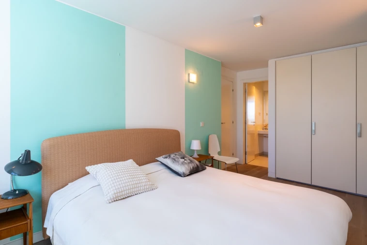 Moradia T4 para Arrendamento em Campo de Ourique Foto 22