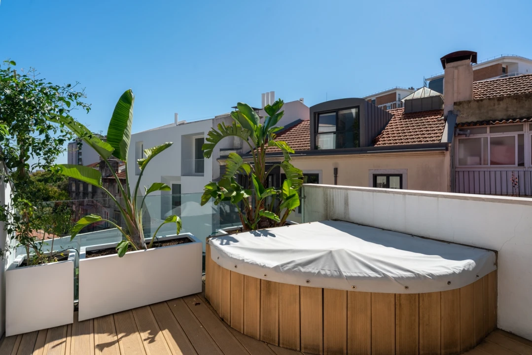 Moradia T4 para Arrendamento em Campo de Ourique Foto 29