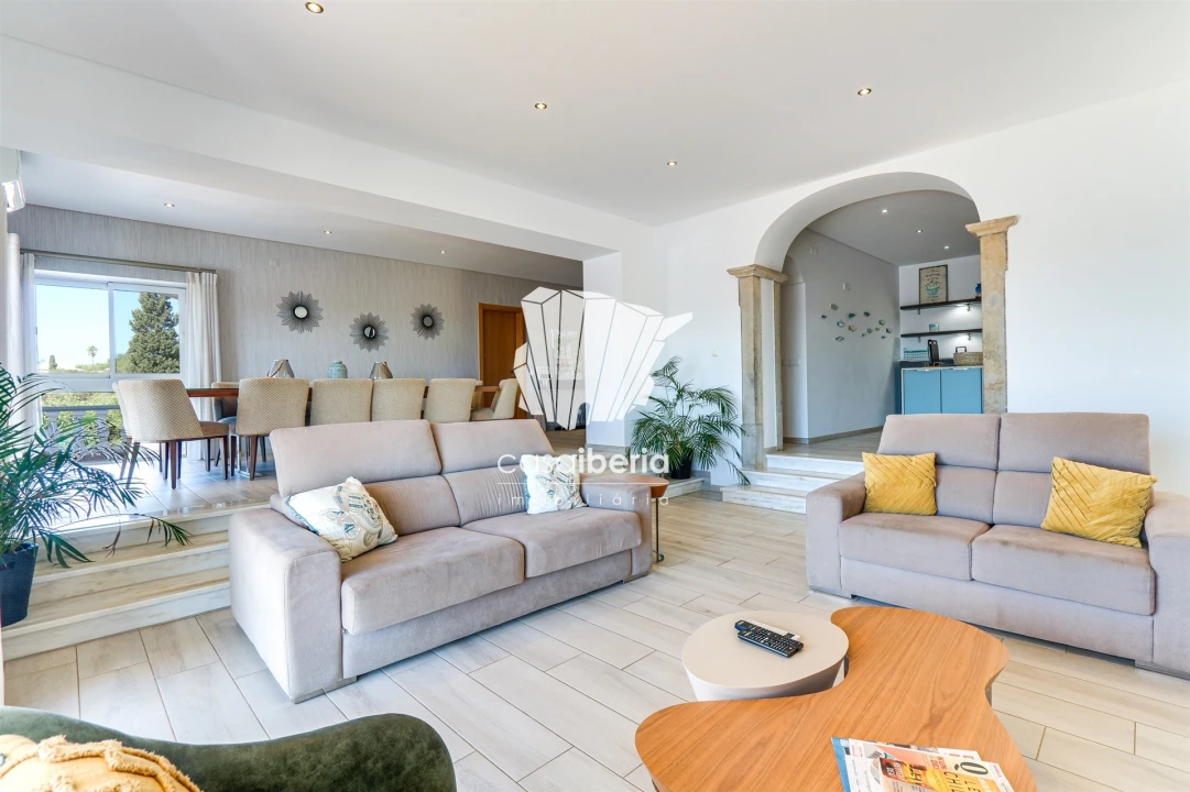 Moradia T6 para Venda em Conceição e Estoi Foto 13