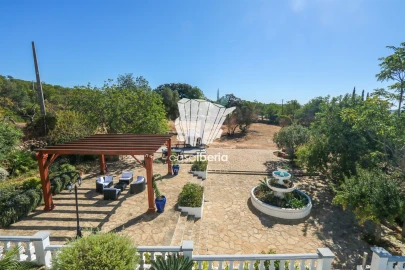 Moradia T6 para Venda em Conceição e Estoi