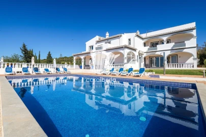 Moradia T6 para Venda em Conceição e Estoi