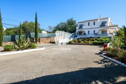 Moradia T6 para Venda em Conceição e Estoi