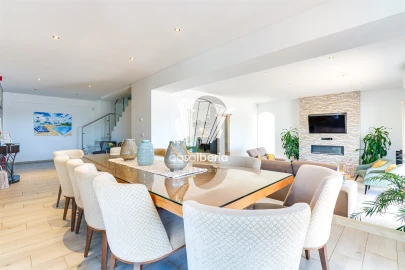 Moradia T6 para Venda em Conceição e Estoi