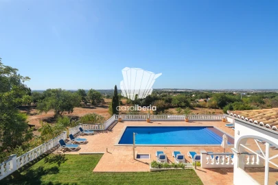 Moradia T6 para Venda em Conceição e Estoi