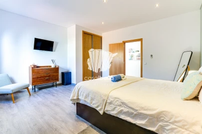 Moradia T6 para Venda em Conceição e Estoi