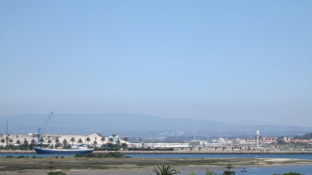 Apartamento T2 para Arrendamento em Gafanha da Nazaré Foto 19