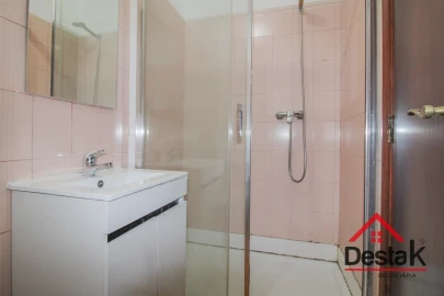 Apartamento T3 para Venda em São Pedro do Sul, Várzea e Baiões