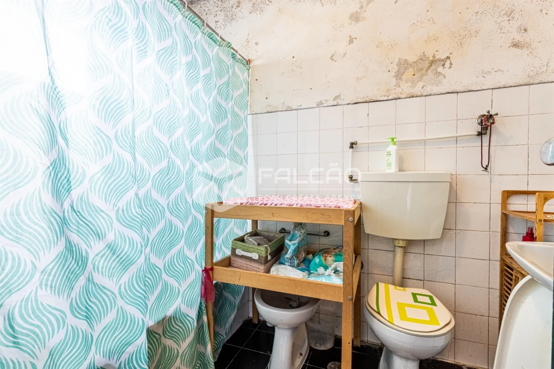 Moradia T3 para Venda em Povoa da Isenta Foto 11