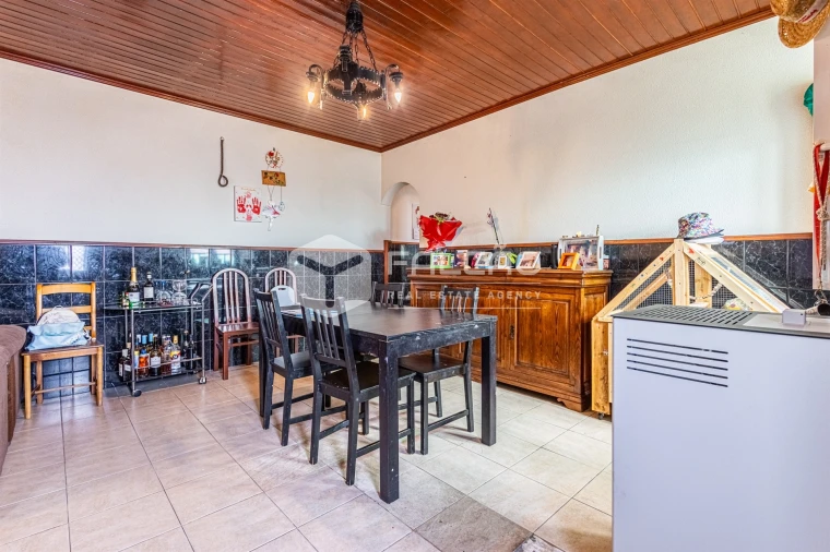 Moradia T3 para Venda em Povoa da Isenta Foto 18