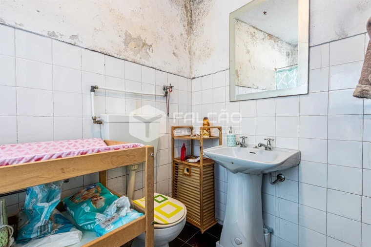 Moradia T3 para Venda em Povoa da Isenta Foto 12