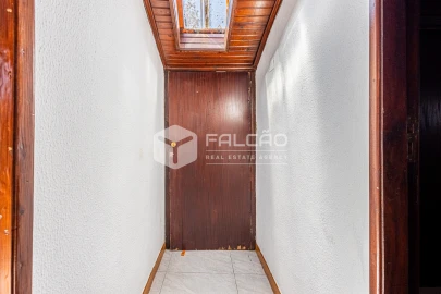 Apartamento T4 para Venda em Marvila, Ribeira Santarém, São Salvador, São Nicolau