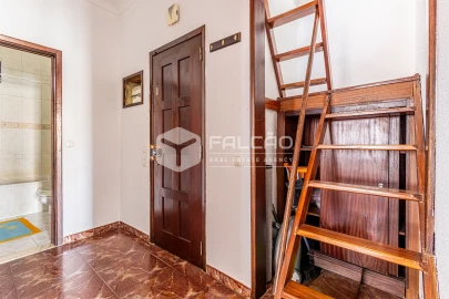Apartamento T4 para Venda em Marvila, Ribeira Santarém, São Salvador, São Nicolau