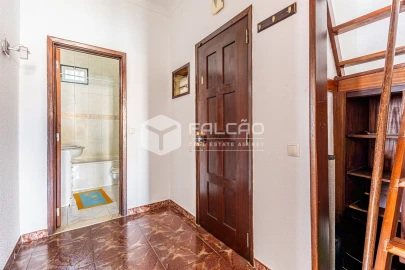 Apartamento T4 para Venda em Marvila, Ribeira Santarém, São Salvador, São Nicolau