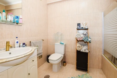 Apartamento T3 para Venda em Riachos