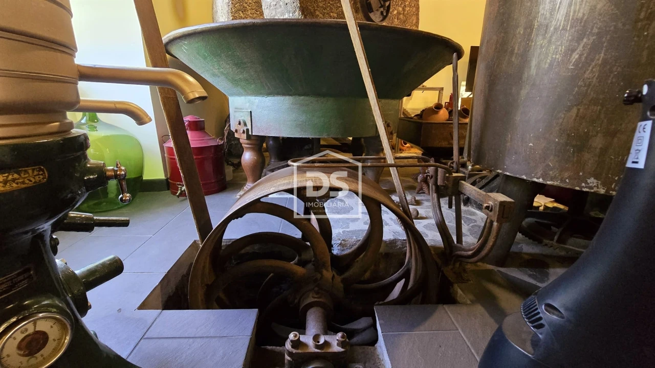 Negócio para Venda em Vale da Amoreira Foto 49