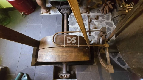 Negócio para Venda em Vale da Amoreira