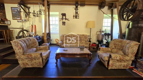 Negócio para Venda em Vale da Amoreira