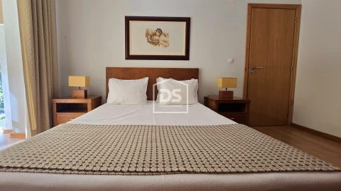 Negócio para Venda em Vale da Amoreira