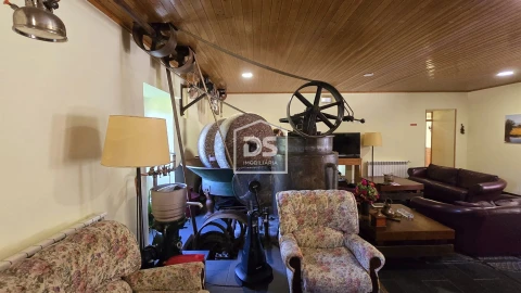 Negócio para Venda em Vale da Amoreira