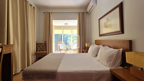 Negócio para Venda em Vale da Amoreira