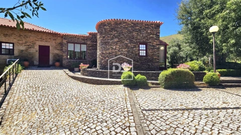 Negócio para Venda em Vale da Amoreira