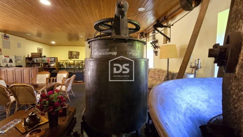 Negócio para Venda em Vale da Amoreira