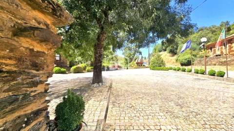 Negócio para Venda em Vale da Amoreira