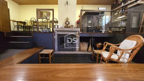 Negócio para Venda em Vale da Amoreira